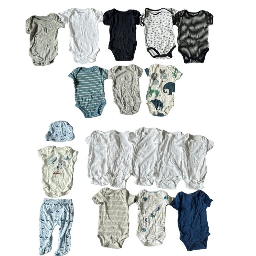 Burt’s Bee Baby Carter’s Gerber 17-Piece 0-3 Month Onesies Bundle